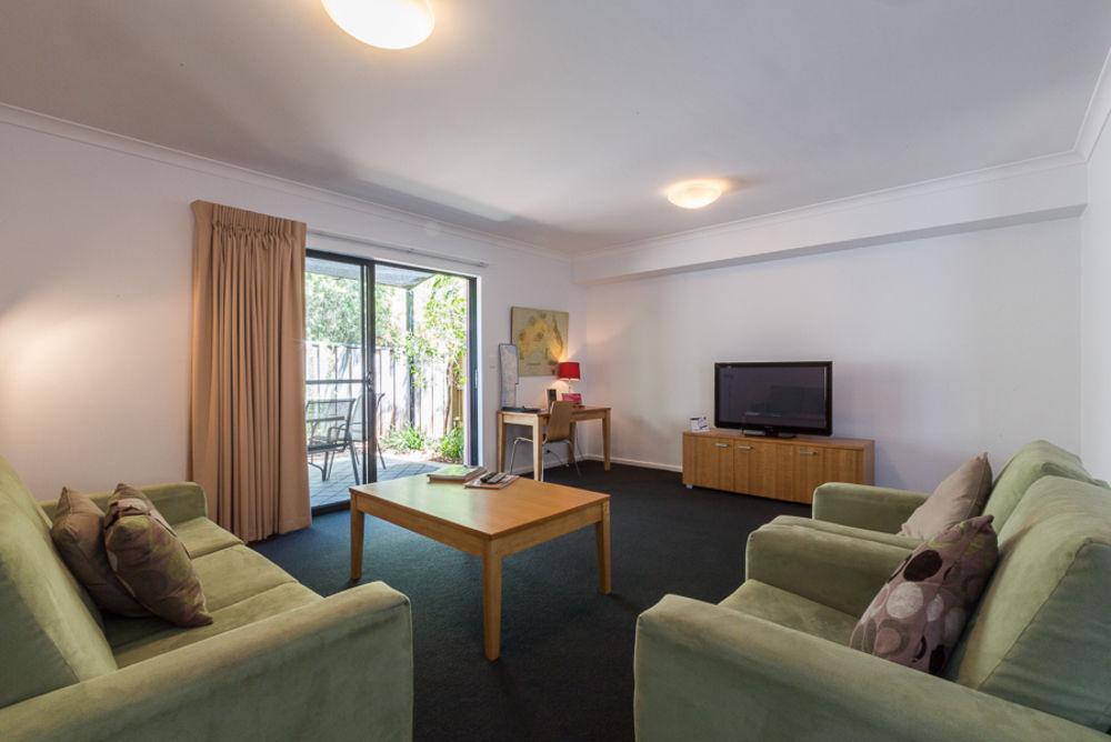 Leeuwin Apartments Маргарет-Ривер Экстерьер фото