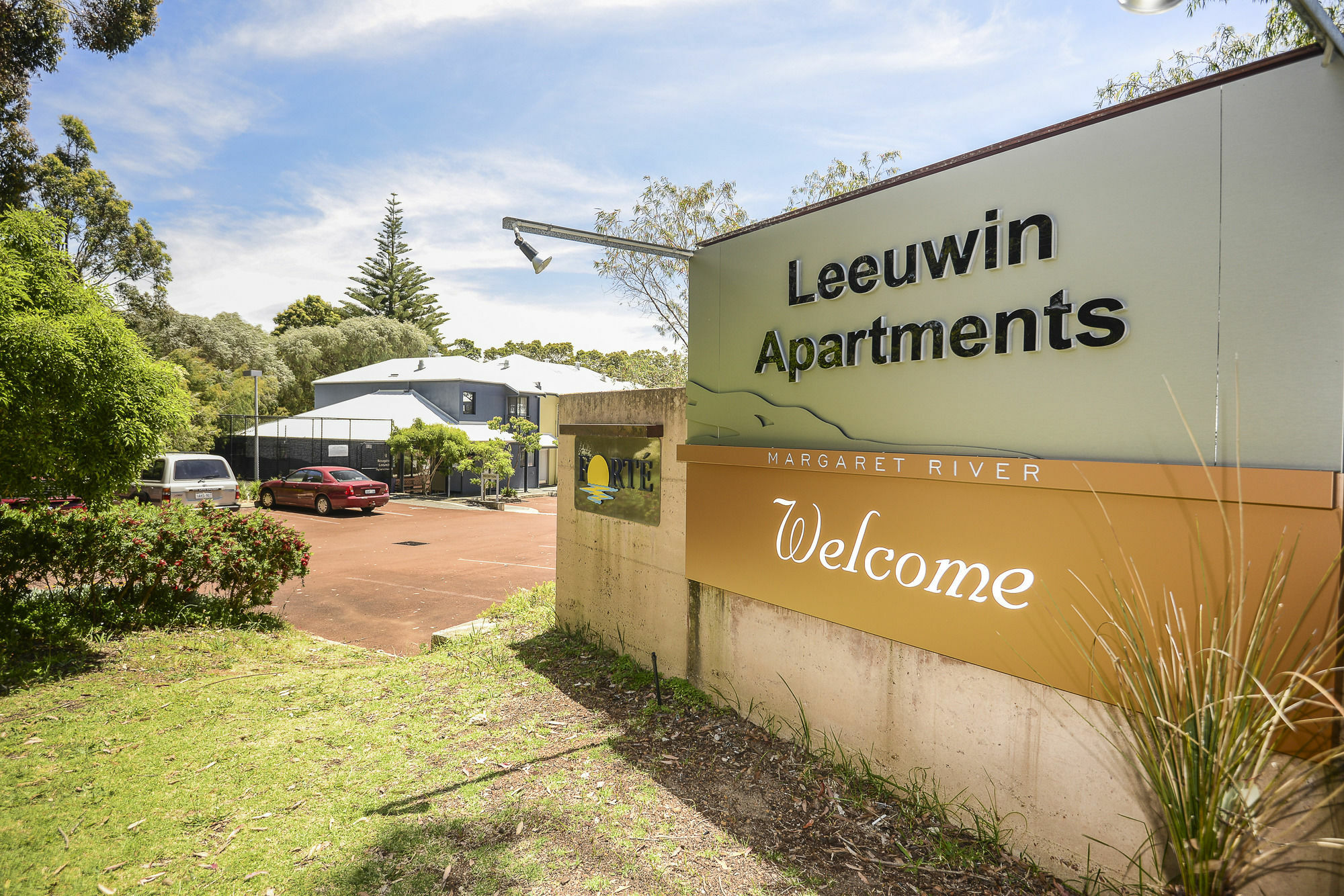 Leeuwin Apartments Маргарет-Ривер Экстерьер фото